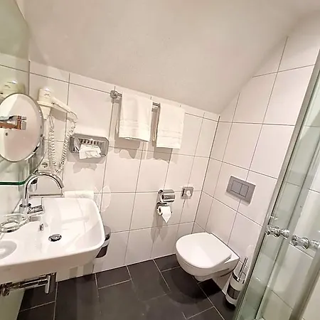Szálloda Zum Kranz 3*